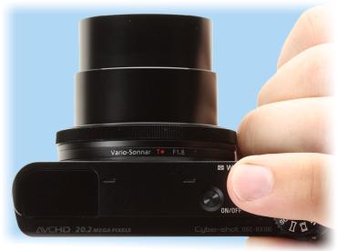 DSC-RX100 - в маленьком корпусе фотоаппарат с большими возможностями...